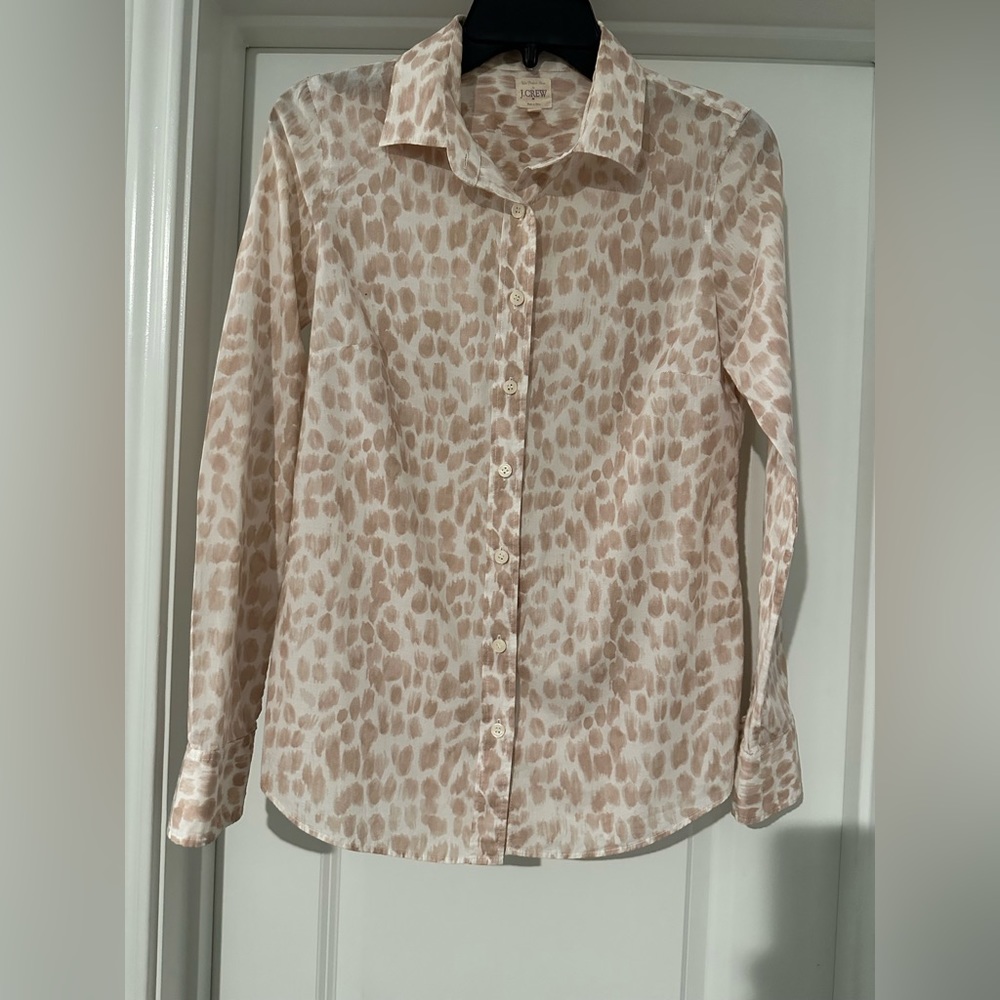 J crew woman’s top button down white tan xs